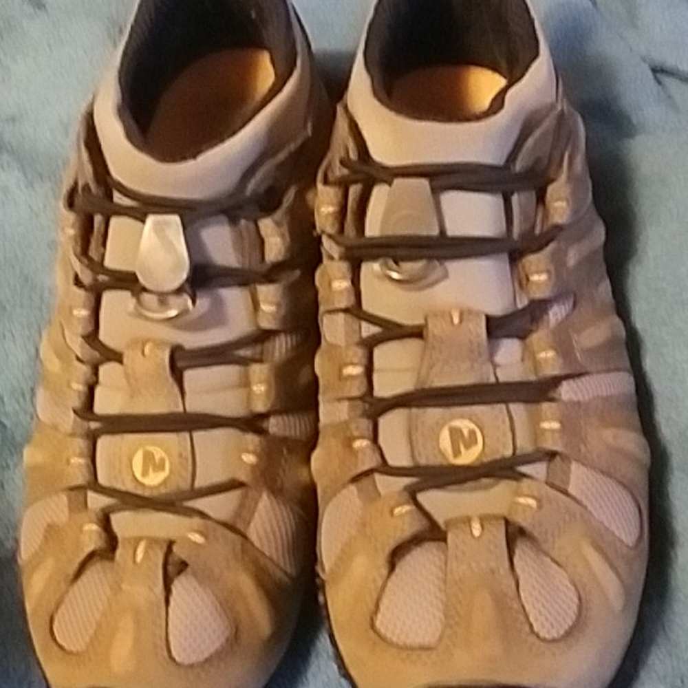 Merrill men's shoes Vibram